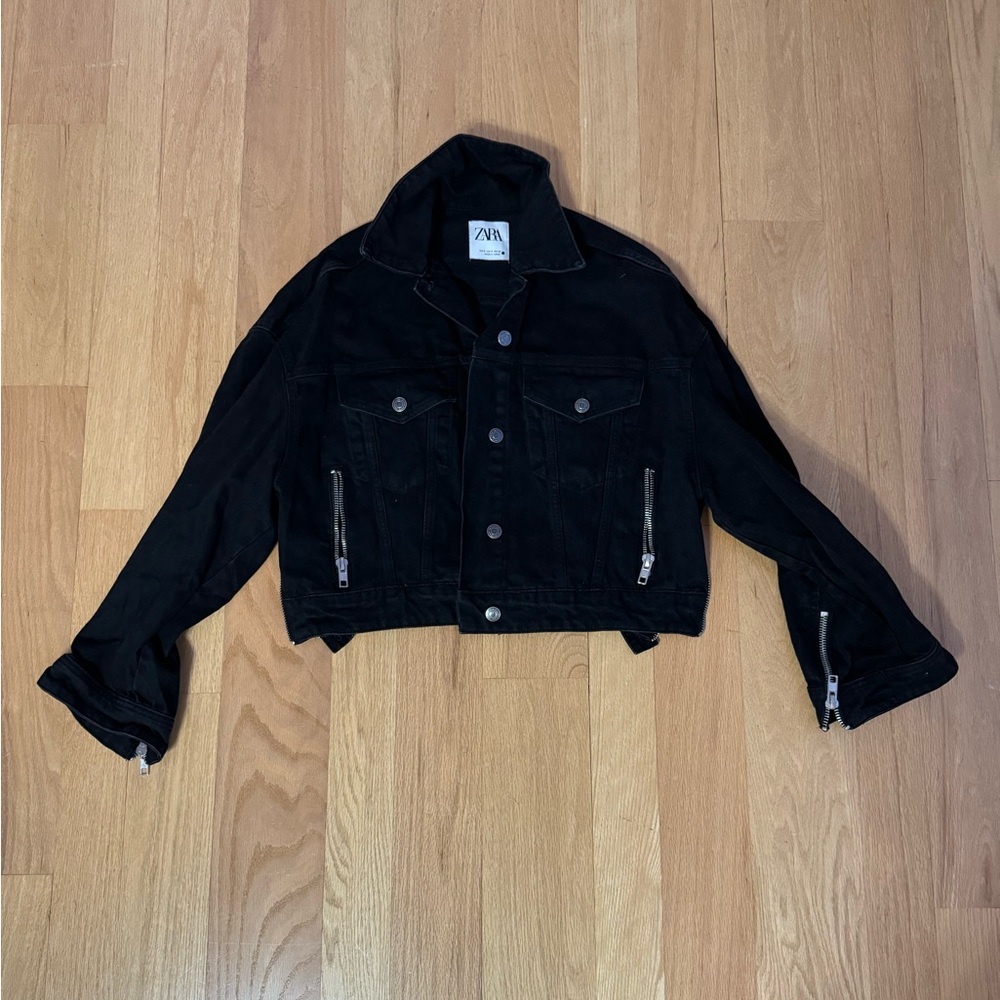 Zara Black Denim Jacket with Zipper Detailing
